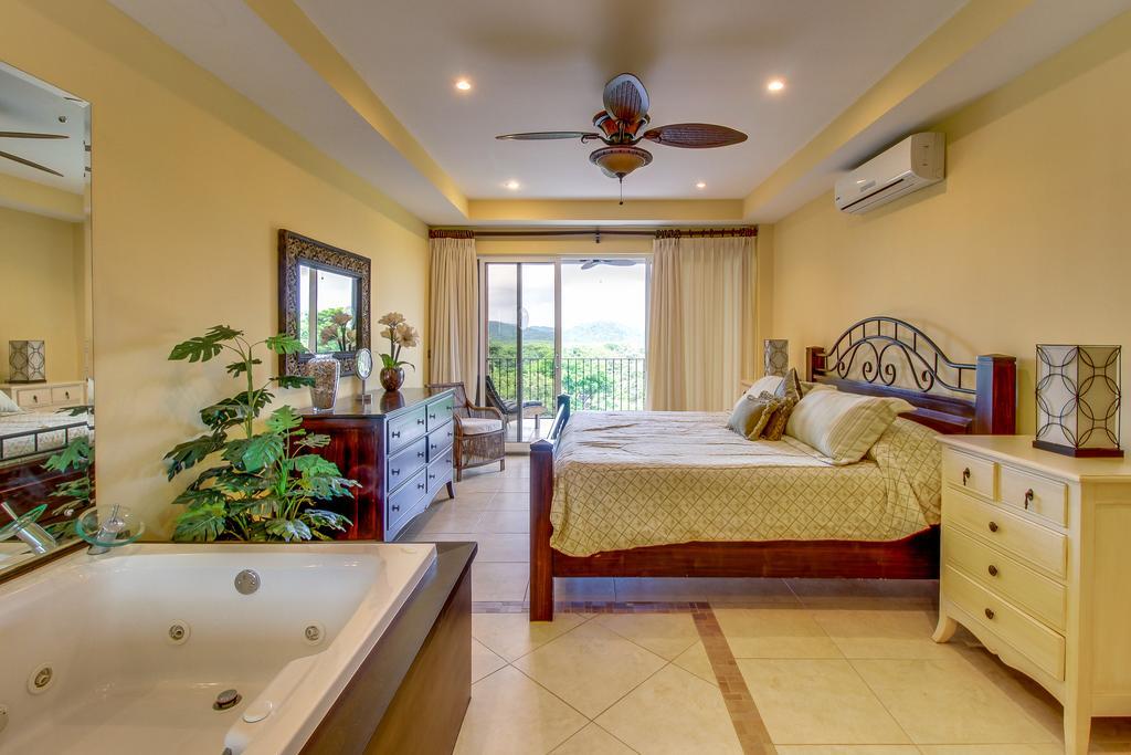 Naxos 16 Apartment Tamarindo Ngoại thất bức ảnh