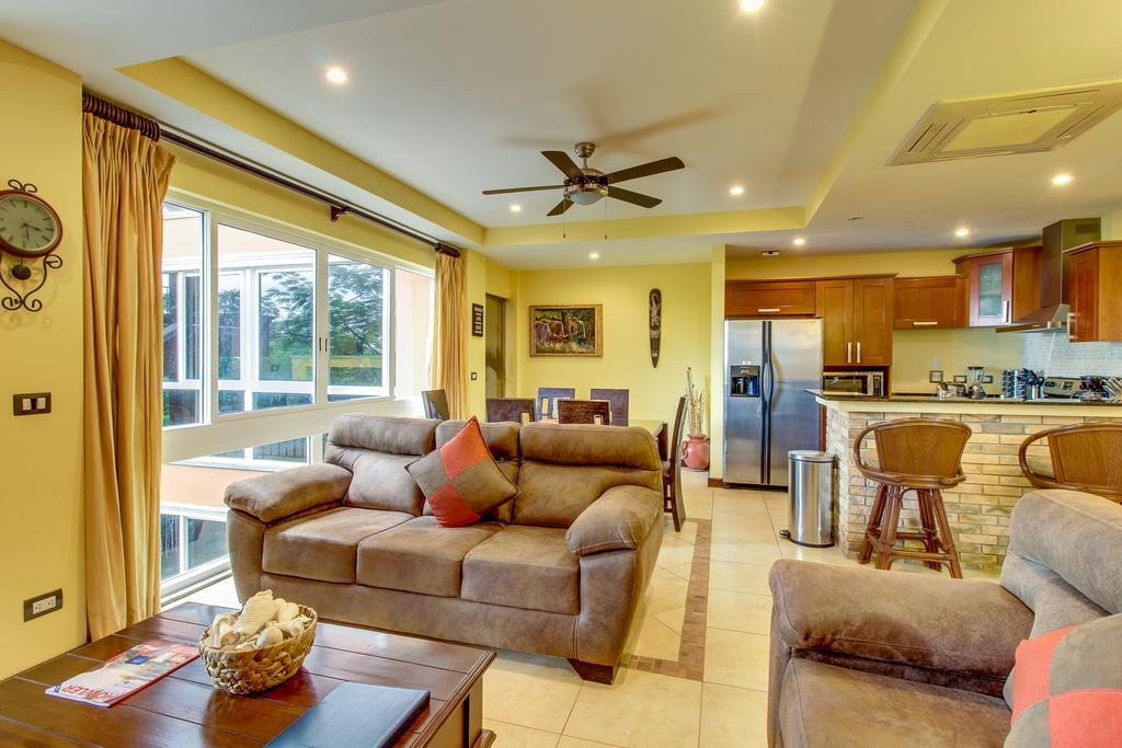 Naxos 16 Apartment Tamarindo Ngoại thất bức ảnh